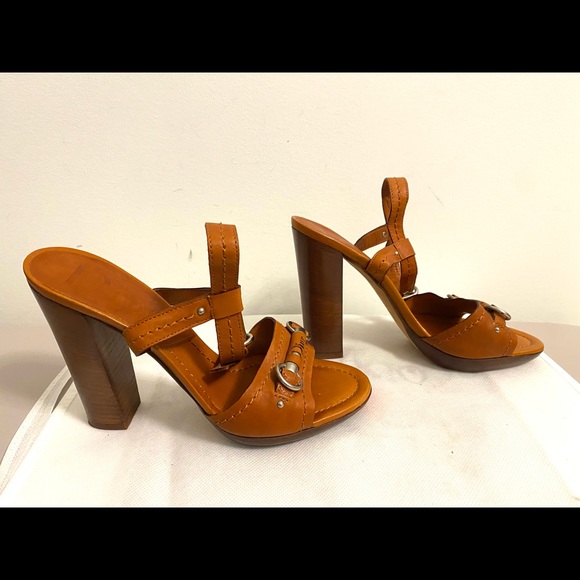 Authentic Dior heels - Picture 7 of 10